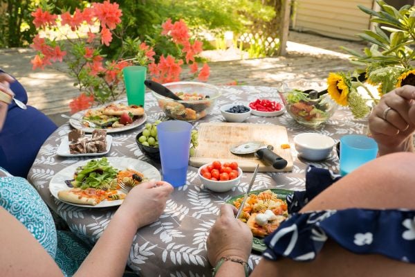 5 Signs You’re Turning Intuitive Eating Into Another Diet (And Why That Might Be Unhelpful)